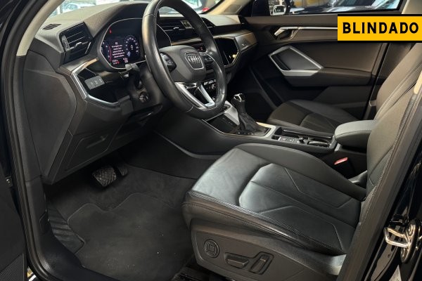 AUDI Q3 1.4 35 TFSI GASOLINA PRESTIGE PLUS S TRONIC 2020/2021